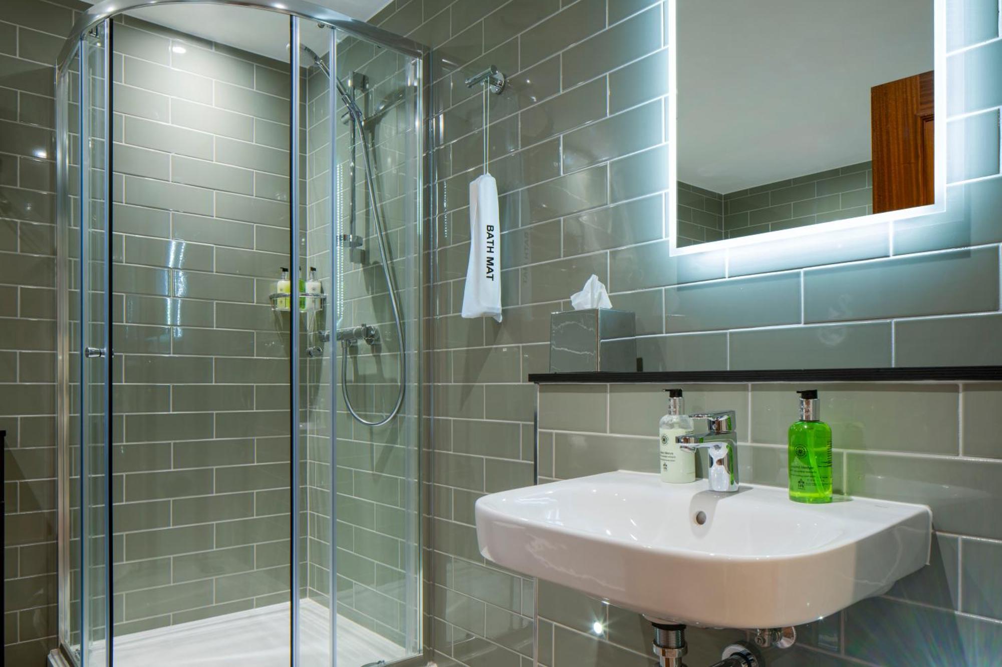 The Three Swans Hotel, Market Harborough, Leicestershire - Part Of The Coaching Group
