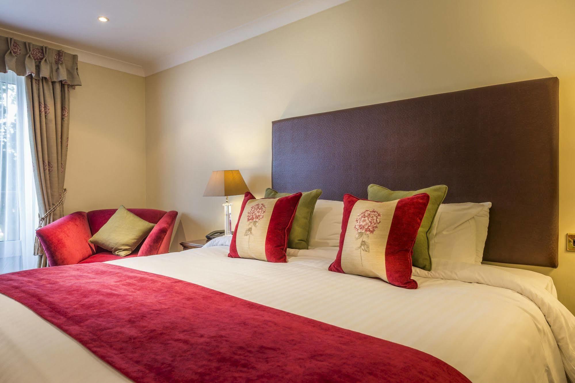 The Three Swans Hotel, Market Harborough, Leicestershire Hotel